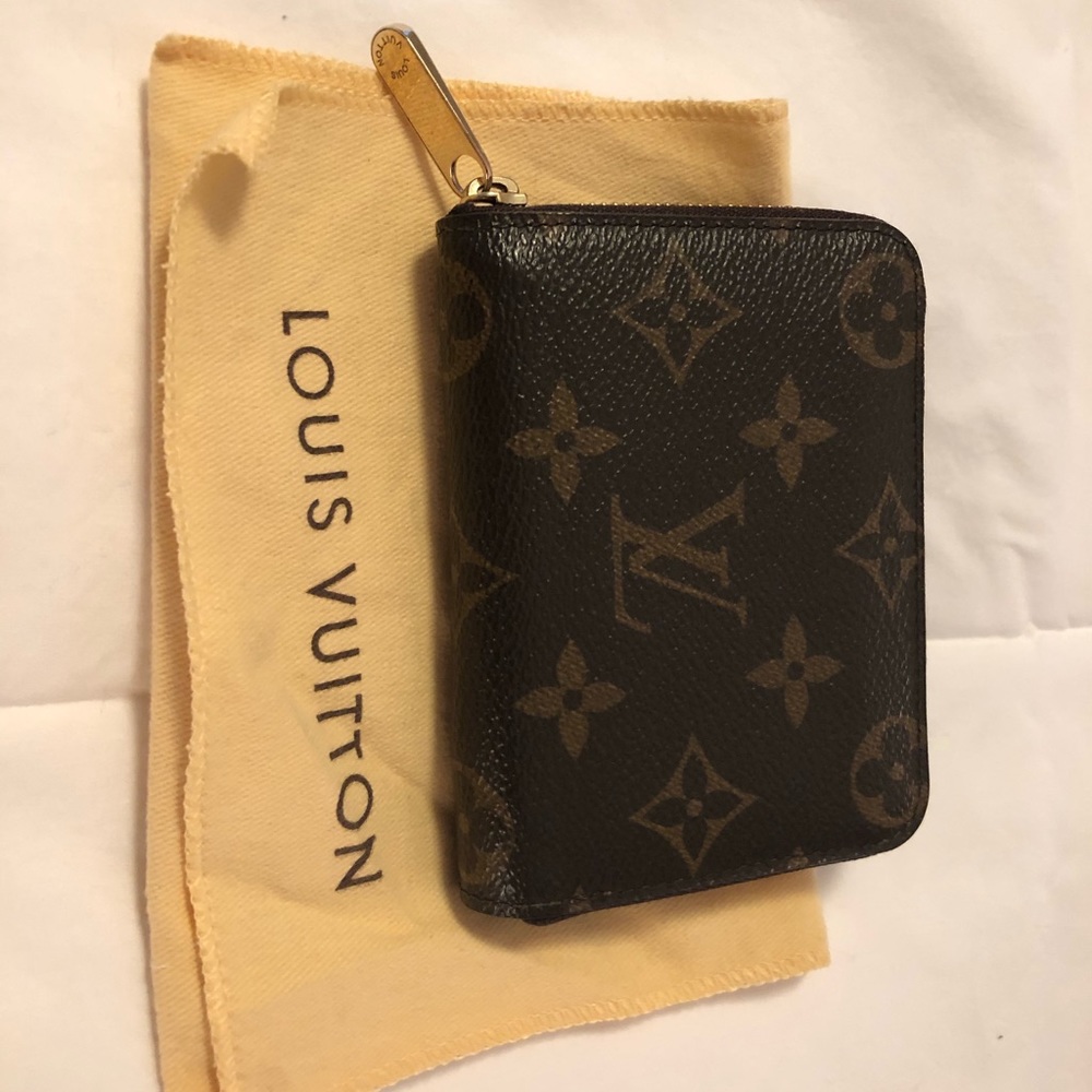 Louis Vuitton Zippy Colin Purse
